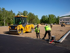 Рабочее совещание мэра Благовещенска Олега Имамеева по строительству умной спортивной площадки в Моховой пади