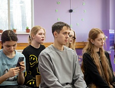 Студенты Амурской медакадемии провели мастер-класс для активистов городского корпуса волонтеров