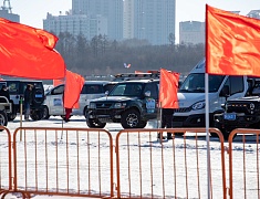 Автомобильные гонки в рамках Международного российско-китайского фестиваля зимних видов спорта