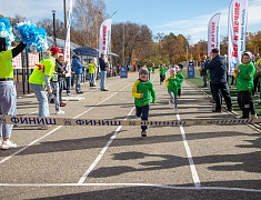 Сто юных благовещенцев с особенностями здоровья пробежали марафон