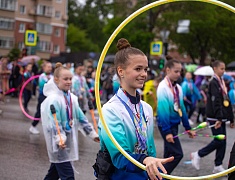 Шествие трудовых коллективов отгремело в Благовещенске!