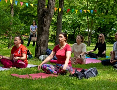 В Городском парке прошел фестиваль йоги