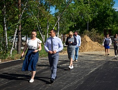 Рабочее совещание мэра Благовещенска Олега Имамеева по строительству умной спортивной площадки в Моховой пади