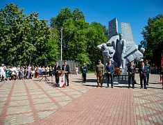 В Благовещенске открыли временный мемориал памяти участников локальных войн и конфликтов