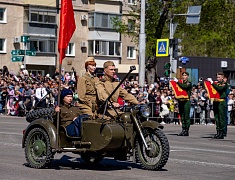 Торжественное прохождение войск Благовещенского гарнизона