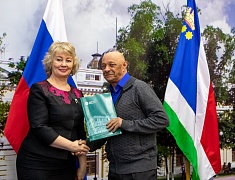  В Благовещенске чествовали работников бытового обслуживания населения