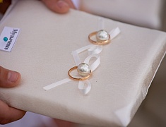 Коллективную свадьбу провели на берегу Зеи в Благовещенске