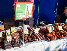 Акция «Покупайте Амурское» порадовала благовещенцев вкусными дегустациями