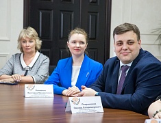 Мэр города Олег Имамеев провел встречу с победителями и призерами муниципального этапа всероссийского конкурса профессионального мастерства «Педагог года-2023»