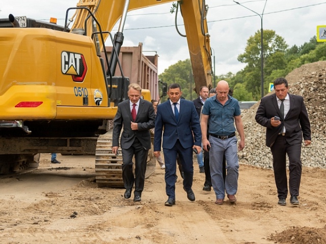 Мэр Благовещенска Олег Имамеев проверил ремонт улицы Горького