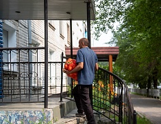 Мэр Олег Имамеев посетил добровольческий пункт помощи бойцам СВО