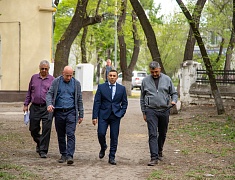 Мэр Благовещенска поручил завершить благоустройство сквера водников раньше срока