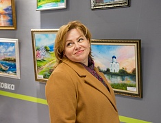 Выставка работ членов клуба «Живопись в третьем возрасте» Ассоциации пожилых людей открыла свои двери в «Чеховке»