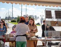 Китайские и русские писатели встретились в Благовещенске на книжном фестивале «Берег»