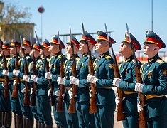 Более 4 с половиной тысяч благовещенцев отметили День государственного флага