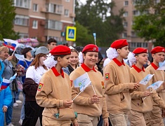 Шествие трудовых коллективов отгремело в Благовещенске!