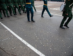 Мэр Благовещенска Олег Имамеев поздравил выпускников ДВОКУ с окончанием учебы