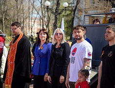 В Благовещенске спортсмены пробежали «Эстафету побед»
