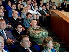 Мэр областного центра представил отчет о работе администрации