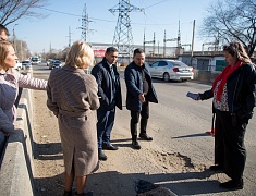 В Благовещенске начали активно работать по устранению выбоин на дорогах 