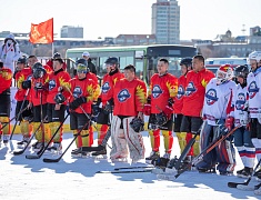 Соревнования по хоккею в рамках Международного российско-китайского фестиваля зимних видов спорта