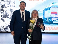 42 медали в честь юбилея Байкало-Амурской магистрали вручили благовещенцам