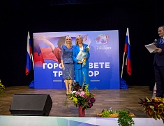 «Цветущий квартал» и «Сад памяти», посвященный героям СВО, взяли гран-при фестиваля цветов в Благовещенске