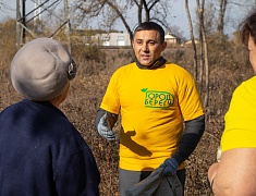 В рамках акции «Город берегу» большой субботник прошел на улице Чайковского