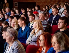 Более сорока одарённых детей получили премию мэра Благовещенска