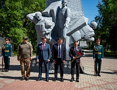 В Благовещенске открыли временный мемориал памяти участников локальных войн и конфликтов