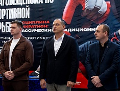 В Благовещенске прошёл открытый кубок города по спортивной борьбе