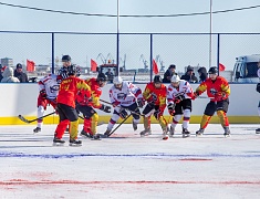 Соревнования по хоккею в рамках Международного российско-китайского фестиваля зимних видов спорта