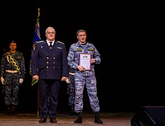 В Благовещенске судебных приставов поздравили с профессиональным праздником 