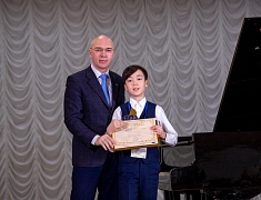 В Центральной детской школе искусств подвели итоги l Дальневосточного музыкального конкурса им. Марии Кнауф-Каминской в номинации «Фортепиано»