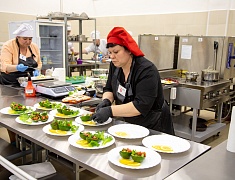 В Благовещенске выбрали лучшего школьного повара