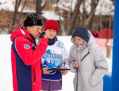 В Благовещенске прошло первенство города по горным лыжам и сноуборду, посвящённое памяти выпускника ДВОКУ, Героя России Ковтуна Андрея