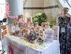 В Благовещенске впервые прошел Бал кукол