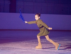 Ледовое шоу «Вальс Победы»