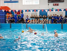 В Благовещенске впервые проходят соревнования по водному поло