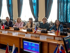 Виктория Хопатько встретилась с педагогами Благовещенска, участниками Всероссийского Форума классных руководителей