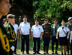 В день города прошли торжественные церемонии возложения цветов