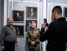 Открытие персональной выставки Олега Семенца «Горячий ветер»