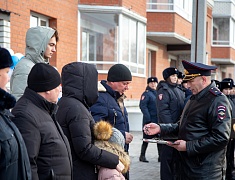 Дом для сотрудников МВД начали заселять в Благовещенске