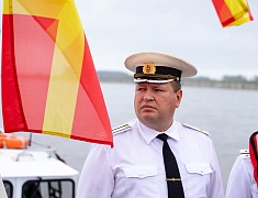 Олег Имамеев поздравил бойцов с Днем Военно-морского флота