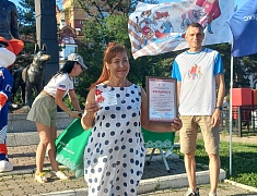  Благовещенцам вручили знаки ГТО в День семьи, любви и верности