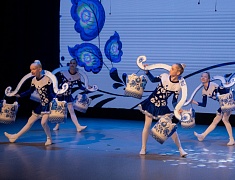 Мэр Благовещенска поздравил представителей творческих профессий с профессиональным праздником