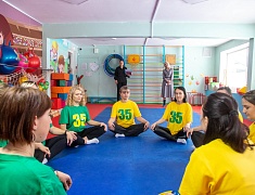 Заместитель мэра Виктория Хопатько оценила результаты работы корпоративных программ в школах и детских садах Благовещенска