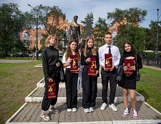 В Благовещенск на IX Международный фестиваль «Детство на Амуре» прибыла детская делегация из ДНР