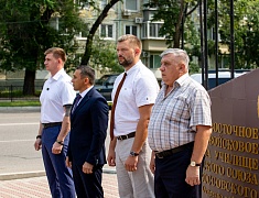 В Благовещенске торжественно открыли «Мурал Победы»