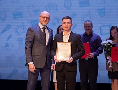 Мэр Благовещенска поздравил представителей творческих профессий с профессиональным праздником